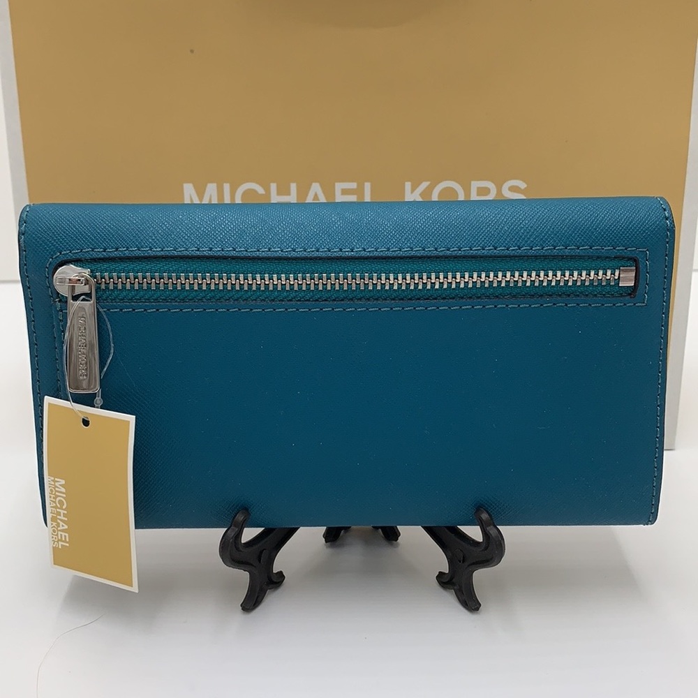 MICHAEL KORS JET SET TRAVEL LARGE TRIFOLD LAGOON COLOR - Picture 1 of 16